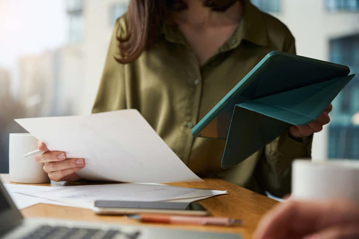 AI OCR คืออะไร? ทำไมสำนักงานบัญชียุคใหม่ต้องมี "ผู้ช่วยอัจฉริยะ" อ่านเอกสารแทนคน